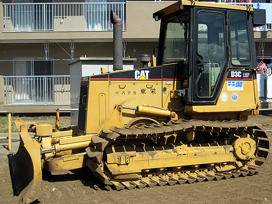 CAT D3Cブルドーザ